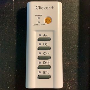 Iclicker Remote with batteries included